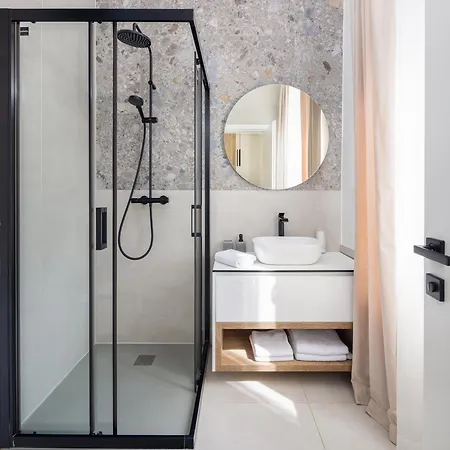 48 فندق مبيت وإفطار 4*