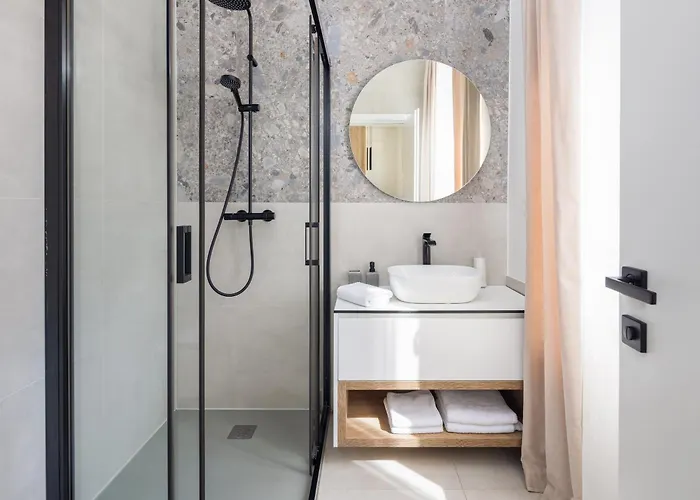 48 לינה וארוחת בוקר 4*