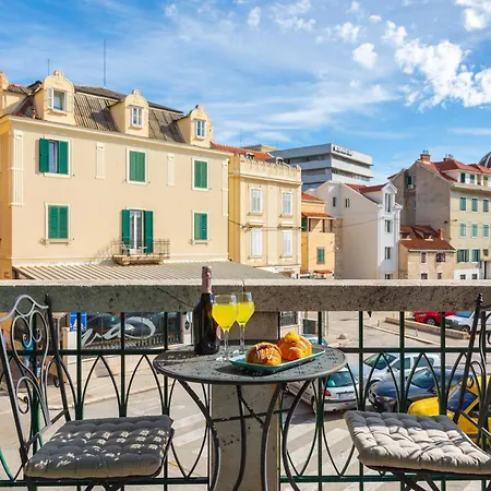 Bed & Breakfast 48 Split