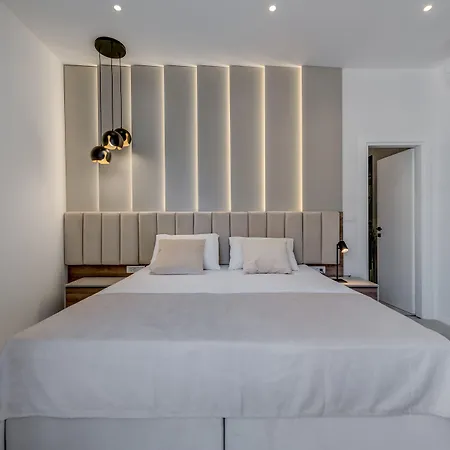 48 Oda ve Kahvaltı Split