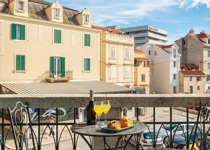 住宿加早餐酒店 48 4*